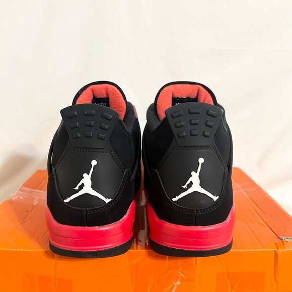 Jordan 4 Retro Red Thunder size 9 CT8527-016 2022 VNDS - Picture 5 of 10
